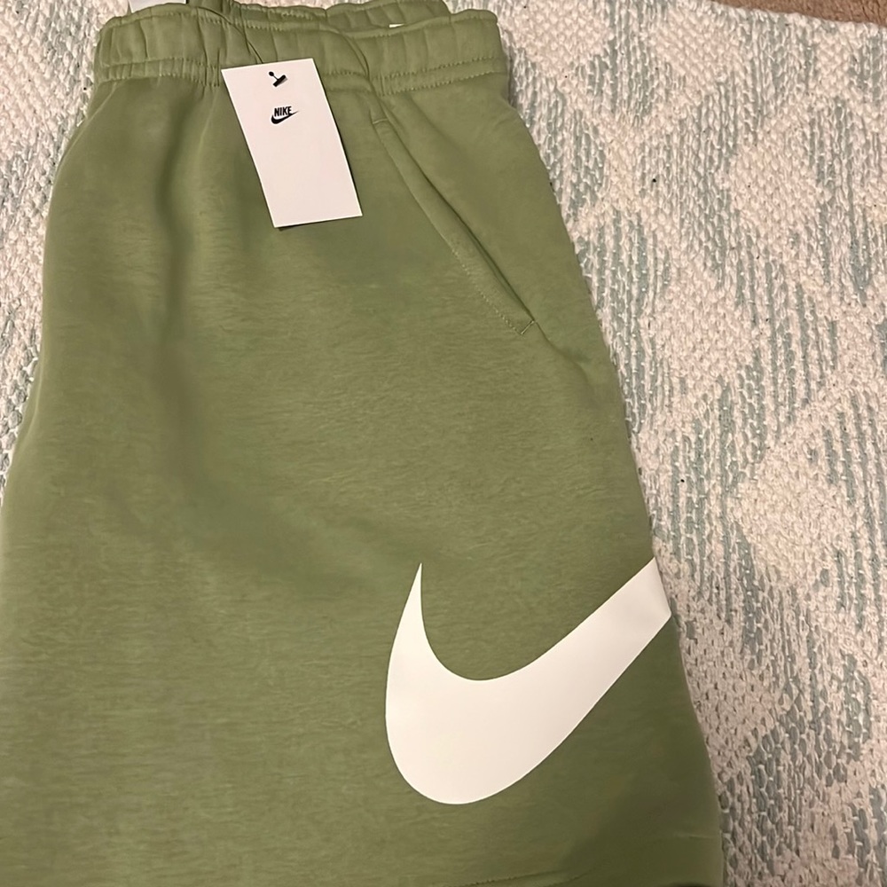 Nike mens shorts